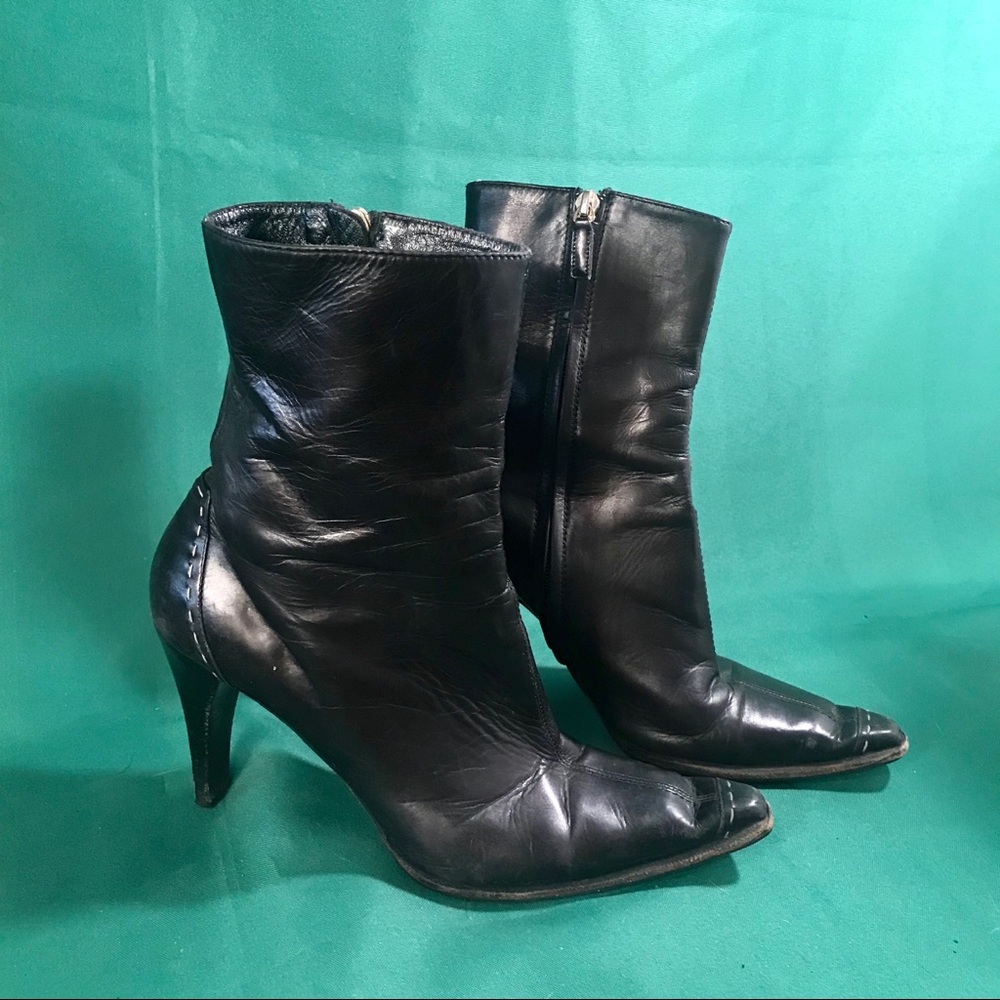 Gucci Black Pointed Boots